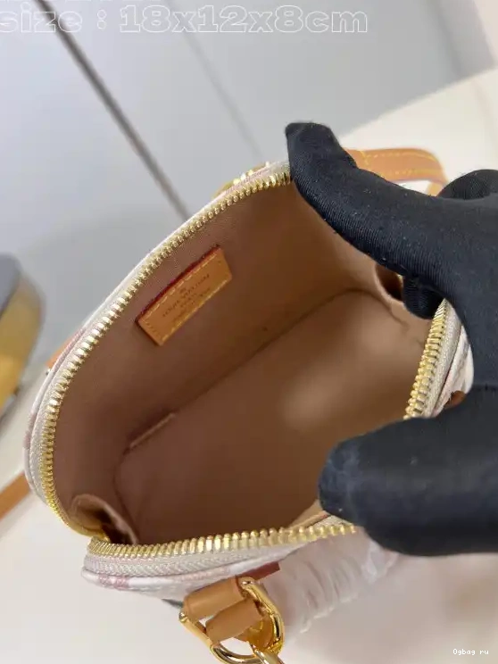 VUITTON LOUIS Alma-18*12*8cm Nano 0707